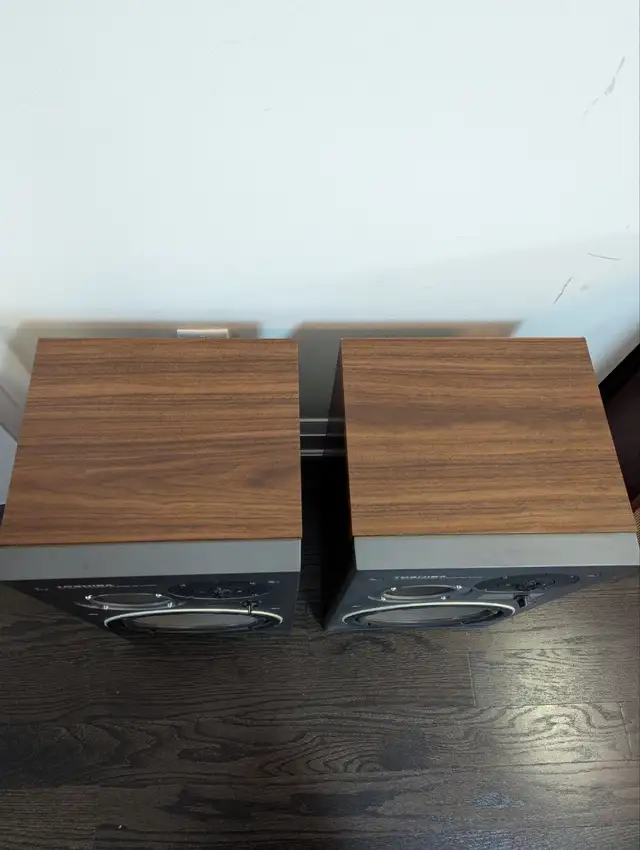 Toshiba SS-470DS High-End Vintage Speakers in Speakers in Markham / York Region - Image 6