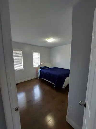 Large room with queen size bed and closet for rent. Located in Galt area of Cambridge Shared bathroo...