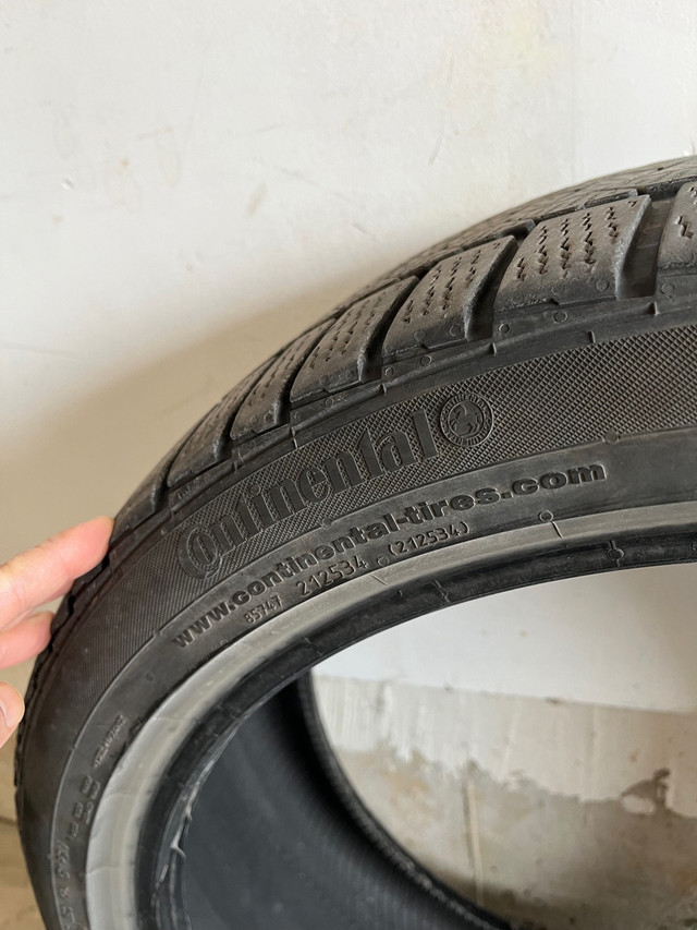 235/40/R19 continental winter tire - one available in Tires & Rims in Oakville / Halton Region - Image 2