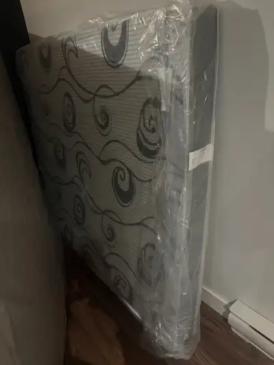 Matelas de camping King ou queen, View more