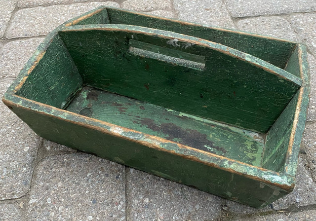 Antique Wooden tool caddy box tote primitive in Arts & Collectibles in St. Catharines