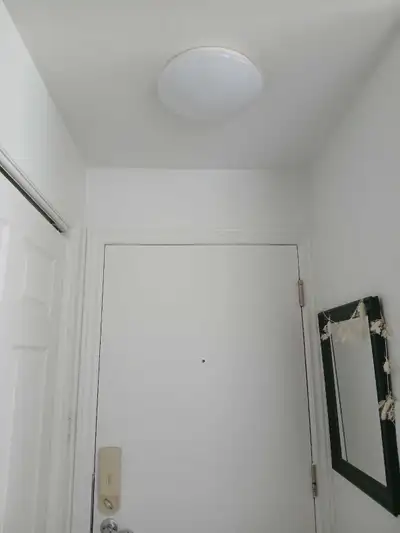 Luminaire blanc IKEA, View more