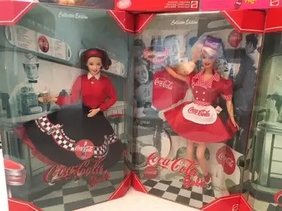1999 COCA-COLA BARBIE SODA FOUNTAIN SWEETHEART 24637 Second in the COCA-COLA Barbie Series NRFB $80...