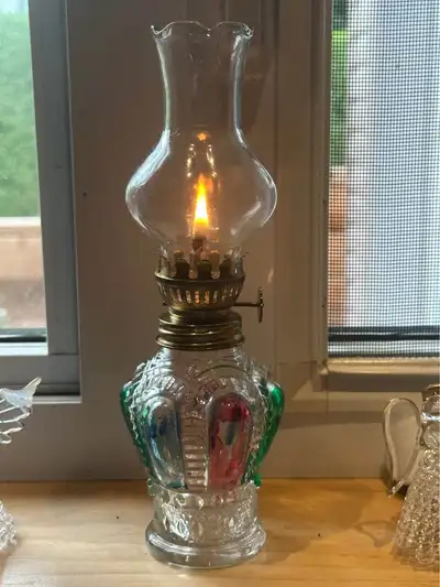 Petite lampe à huile année 1960, View more