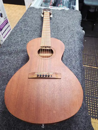 Guitare classique de voyage , View more