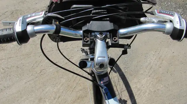 VÉLO CANNONDALE COMME NEUF MOINS DE 100 KM in Road in Rimouski / Bas-St-Laurent - Image 6