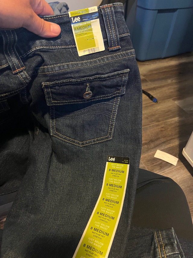 Woman’s jeans  in Women's - Bottoms in Saint John - Image 2