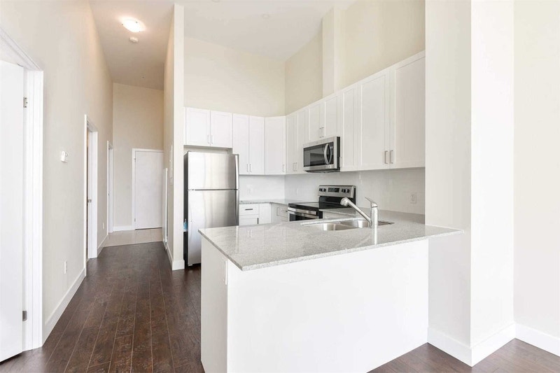 One Bedroom + den for rent in downtown kitchener Long Term Rentals