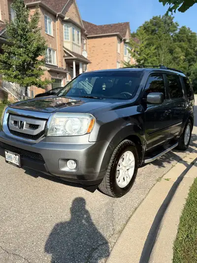 2009 Honda Pilot EX AWD (SAFETIED) which I owned since 2017. I am the 3rd Owner. Timing Belt done at...