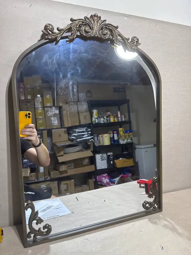 Vintage Style Wall Mirror – Decorative Frame – Brand New  in Home Décor & Accents in Kitchener / Waterloo - Image 3