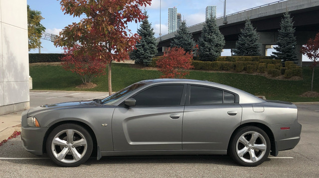 2012 Dodge Charger SXT Rally Bee V6 in Cars & Trucks in Mississauga / Peel Region