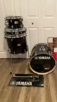 Yamaha SC Birch Bop Drum Kit w/ Pearl Piccolo Snare Drum 