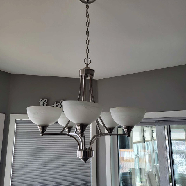 5 light chandelier  in Indoor Lighting & Fans in Winnipeg - Image 2