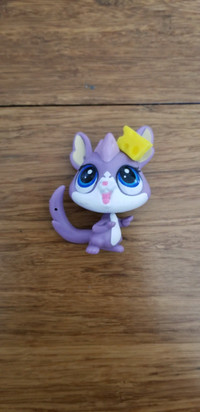  Bree Nibbleson littlest pet shop
