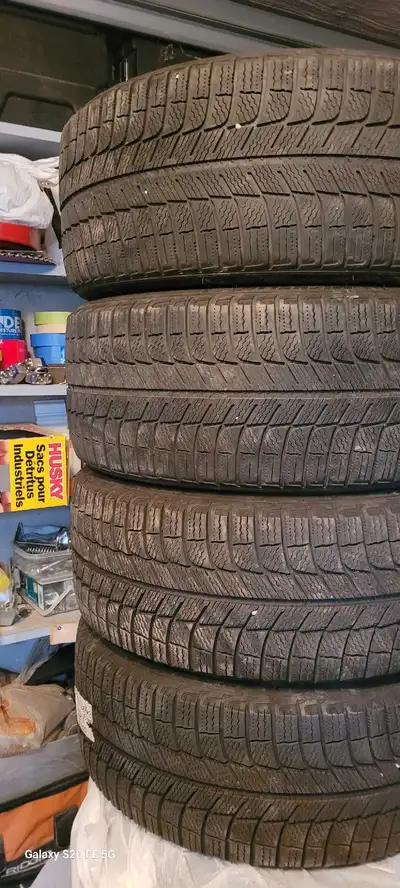 All 4 tires are in excellent condition, 2 tires have 80% tread left and the other 2 have 50% tread l...