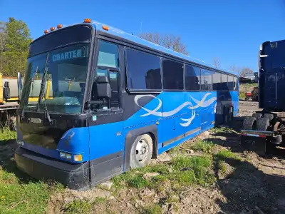 parting out a mci bus detroit engine with Allison automatic