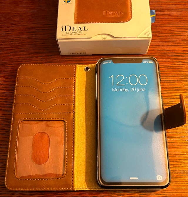 Magnet Wallet for iPhone XS Max by iDeal of Sweden in Cell Phone Accessories in City of Halifax - Image 3