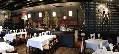 Busy walking area and near market. Low rent, capacity of 70 indoor and 20 on the patio. Decoration a...