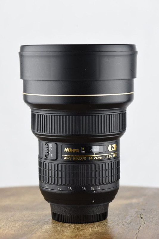 Nikon 14-24mm f/2.8g AF-S Wide Angle Pro Fx DSLR Zoom Lens in Cameras & Camcorders in Yarmouth - Image 2