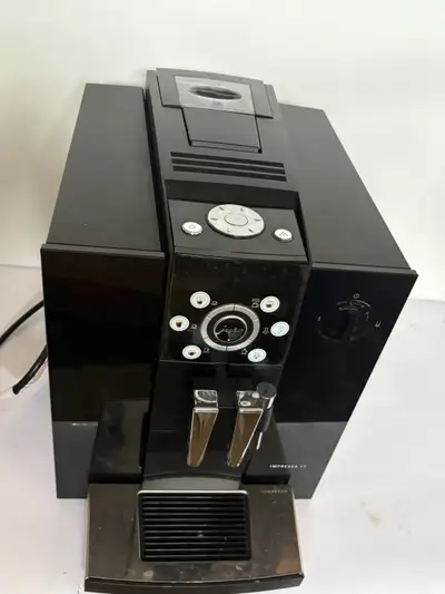 JURA Impressa F7 Fully Automatic Espresso / Coffee Machine, View more