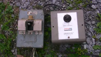 (2)THERMOSTATS FOR SALE,,in the first picture the speed control switch is SOLD AND A BUNCH OF PULLEY...
