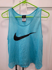 WOMENS NIKE DRY FIT TOP