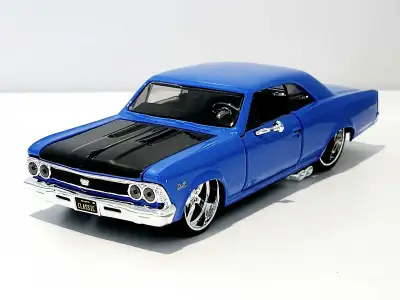 1966 Chevrolet Chevelle SS 396 Maisto 1:24 diecast model, View more