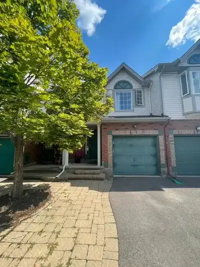 TOWNHOUSE FOR RENT