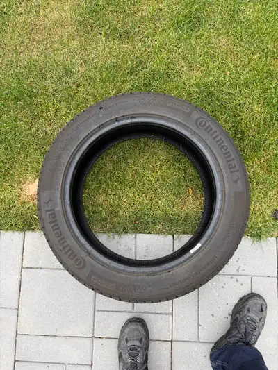 Set of 4 Continental UltimateContact Winter tires, size 225/55R19 103H. Purchased new December 2025...