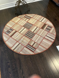 Gorgeous round kilim rug never used