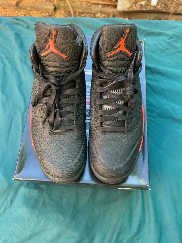Air Jordan 5 3 Lab Black Infrared Size 9.5 in Men's Shoes in City of Toronto - Image 3