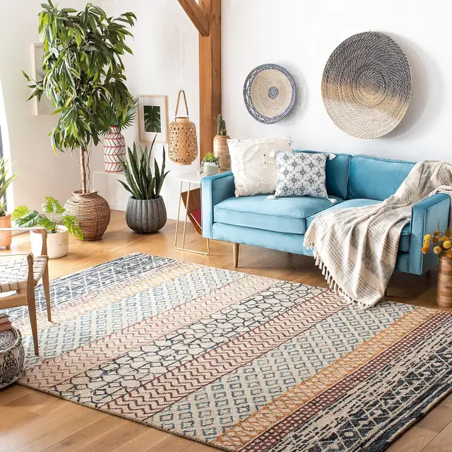 6x9 Safavieh Capri Handmade Wool Area Rug in Rugs, Carpets & Runners in Markham / York Region - Image 2