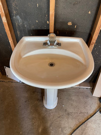  Bathroom pedestal sink 