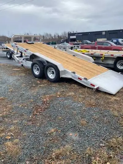 14,000 GVWR, Torsion Axels, G rated tires, 12k Jack, Cushion Tilt, Lockable Tool Box.