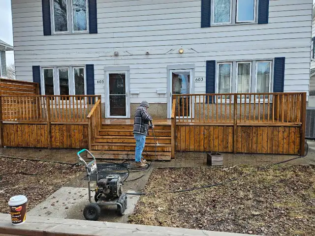 Painter staining decks for cash price62863725050625121