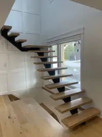 Mono stringer staircase 