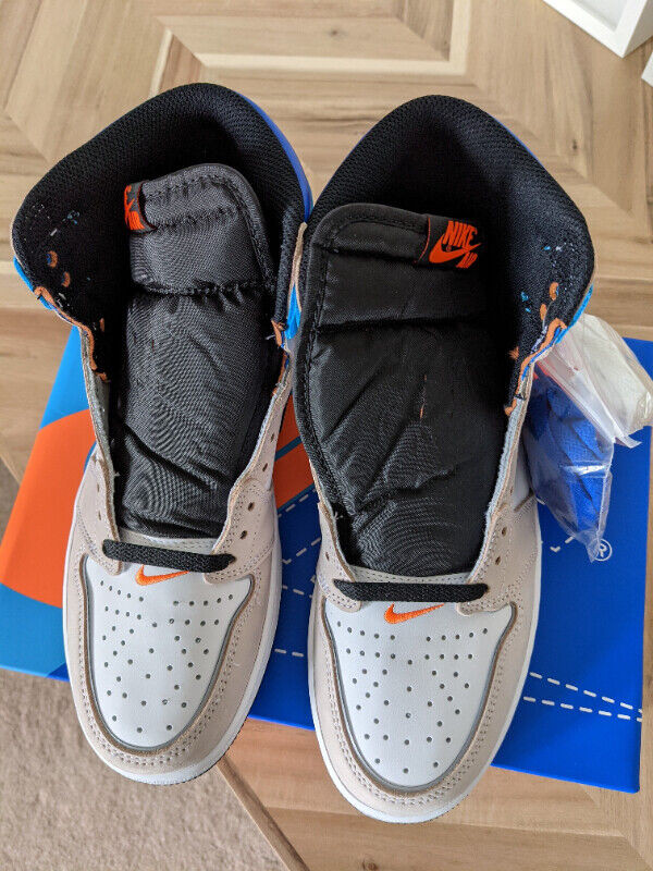 Nike Air Jordan 1 High Prototype Size 9 in Men's Shoes in Hamilton - Image 4