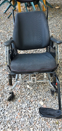 Tilt wheelchair 