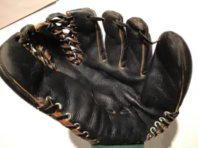 Vintage 1950s Baseball Glove, View more