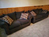 2 sofas