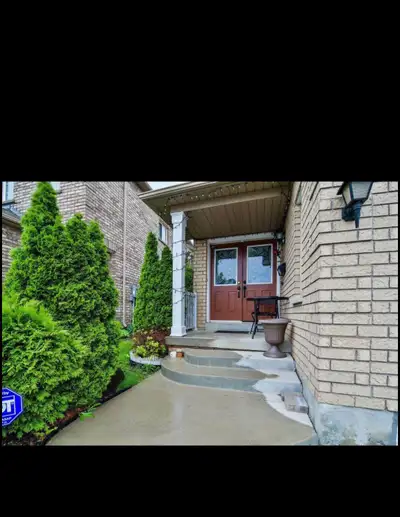 This spacious 3 bedroom house for rent offers comfortable living with modern amenities, perfect for...