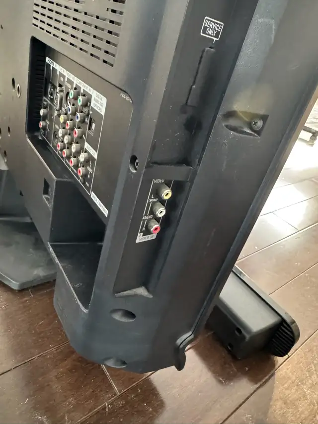 Sony 32 inches TV in TVs in Longueuil / South Shore - Image 3