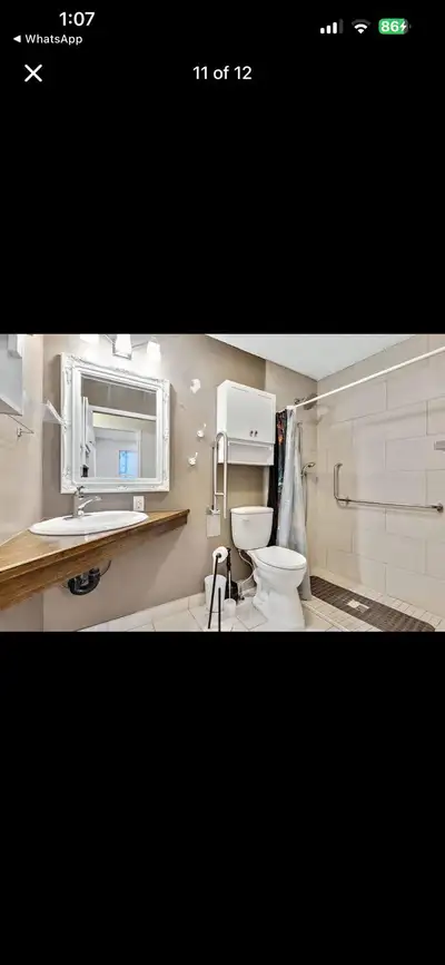 1 bedroom for rent with shared bathroom and kitchen with other 2 tenants.utilities are included in 6...