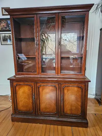 vaisselier avec portes en vitre, View more