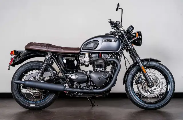 2024 Triumph Bonneville T120 Black in Street, Cruisers & Choppers in Edmonton - Image 3