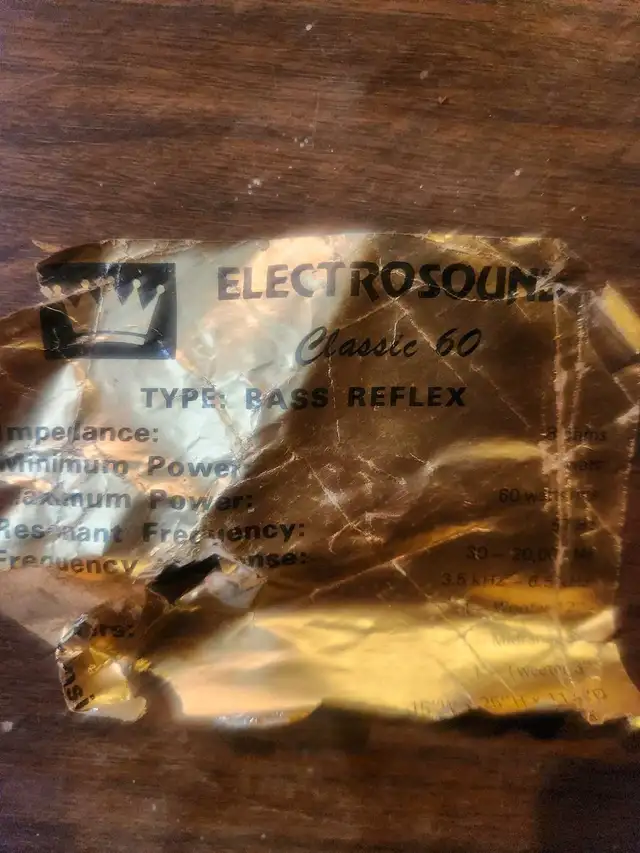 Vintage ElectroSound Classic 60 Speaker-Bass reflex in Speakers in St. Albert - Image 4
