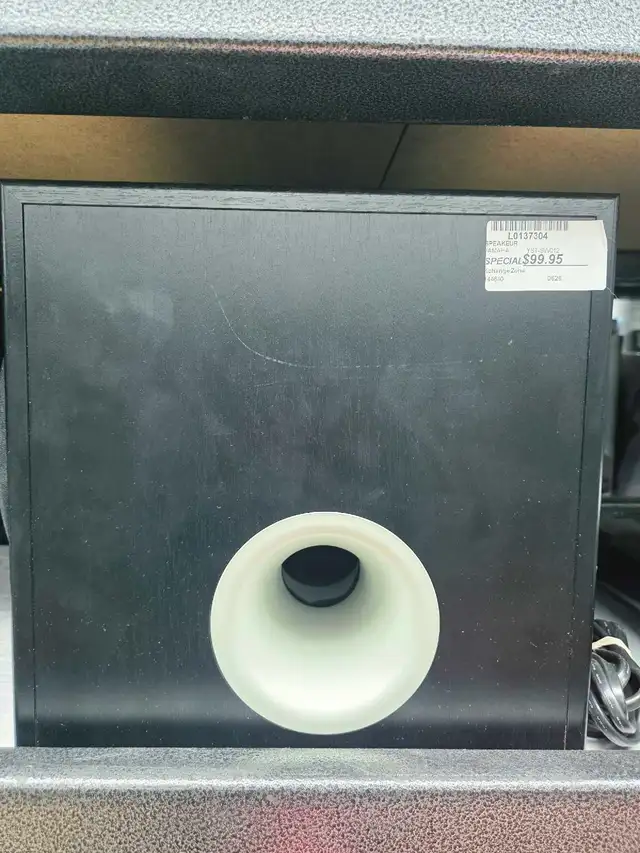 Yamaha speaker