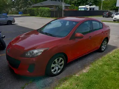 Notre voiture est à vendre! Mazda3, 2013 149 943km Transmission manuelle Pneus d'été et d'hiver (Yok...