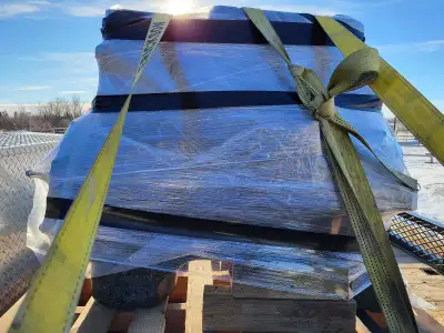 Cummins 5.9 Long block engine under the plastic rap, stored in dry shop Came out of 2006 Dodge 3500...