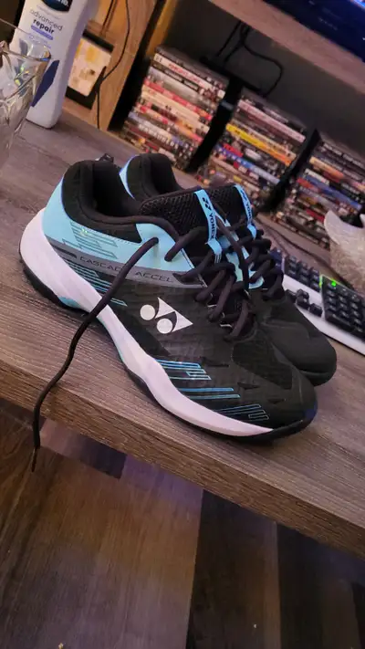 Chaussures, View more